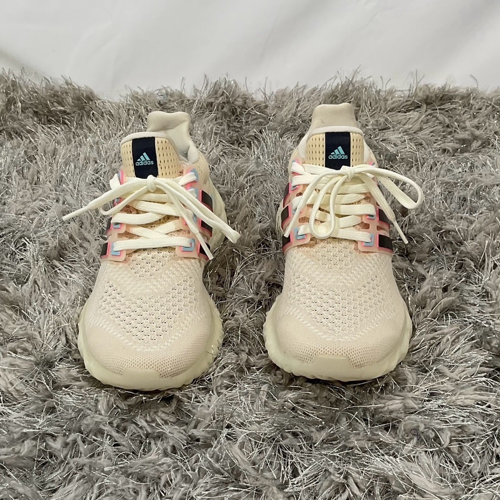 EUC Adidas Women’s Ultraboost Web DNA Sneaker
